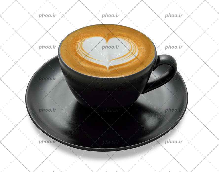 عکس با کیفیت کاپوچینو با تزئین قلب و در فنجان مشکی ساده زیبا در بک گراند سفید