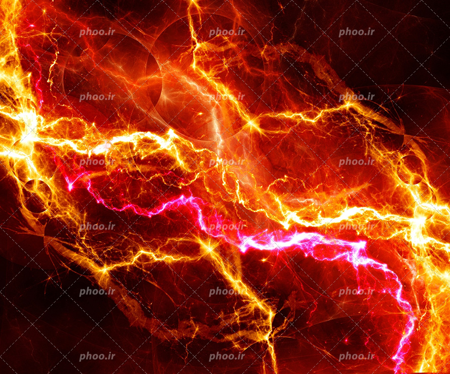 عکس با کیفیت شعله های آتش به شکل رعد و برق به رنگ نارنجی و قرمز در بک گراند مشکی