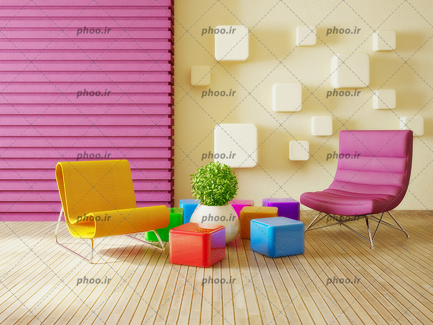 عکس با کیفیت دو مبل یک نفره به رنگ بنفش و زرد و میز های رنگارنگ در اطراف گلدان سفید و دیوار با کاغذ دیواری سه بعدی و پرده کرکره ای به رنگ بنفش