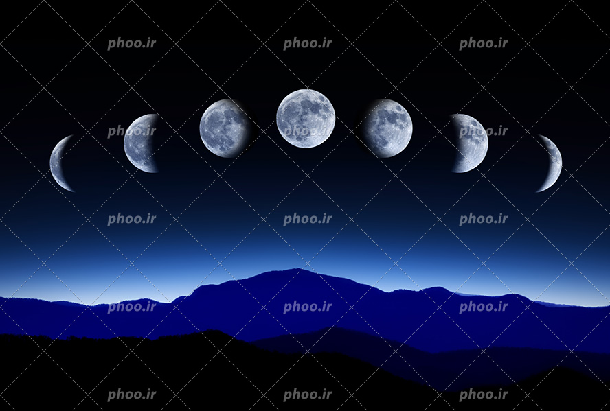 عکس با کیفیت نشان دادن روند کامل شدن ماه در آسمان شب در کوهستان