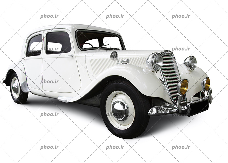 عکس یک ماشین کلاسیک قدیمی به رنگ سفید
