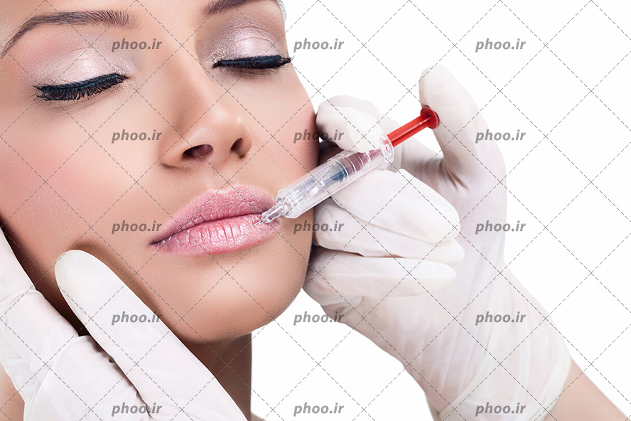 عکس با کیفیت زن با آرایش ملیح زیبا و دکتر در حال تزریق ژل به لب های زن